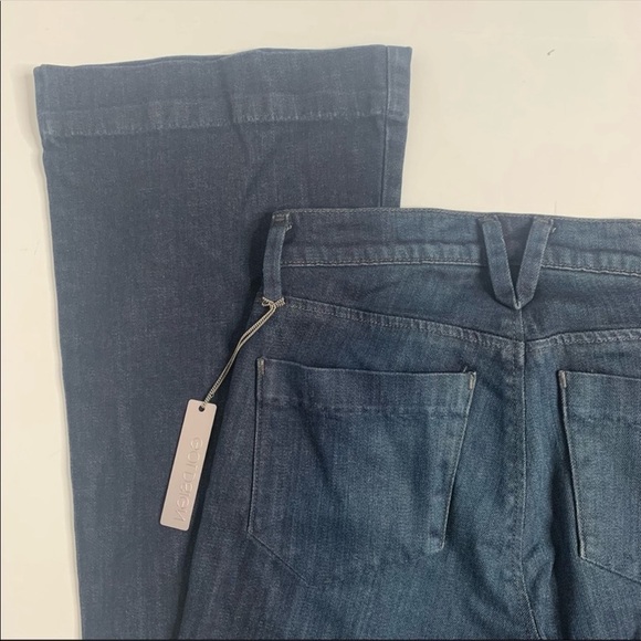 NWT Goldsign Dark Blue Wash Mid-Rise Bootcut Jeans - Picture 7 of 14